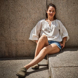 Okinawa mujer de costura de la mujer blusa y vestido