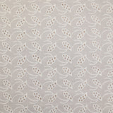 Broderie anglaise festonnée Adela fond blanc cassé