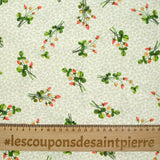 Cotton printed bouquets in green and white strawberry