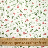 Celestial rosa y verdes estampado de algodón blanco Fondo blanco