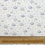 Piqué de coton imprimé nuage et étoile jaune, gris et bleu