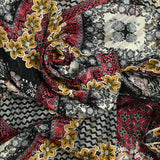 Mousseline imprimée tapisserie noir, moutarde et rouge