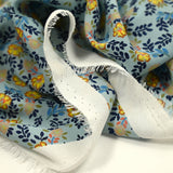 Polyester Crêpe Print micro shoots Marine Bleu background