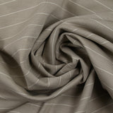 Jersey de coton rayé blanc fond gris taupe