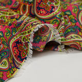 Polyester imprimé cachemire fond rose