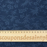 Satin 100% soie jacquard hirondelles et fleurs bleu marine