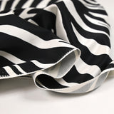 Satin coton viscose imprimé zèbre noir et blanc