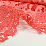 Dentelle polyester Sarah festonnée tricolore tons corail