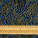 Brocart lamé doré esprit cachemire noir fond bleu roi