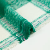 Laine mélangée peignée à carreaux vert prairie et rose fond blanc