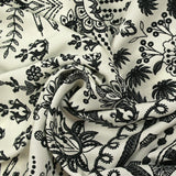 Viscose imprimée broderie d'Oaxaca noir fond blanc cassé