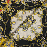 Twill de polyester satiné imprimé moulures baroques fond rouge