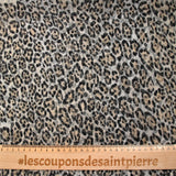 Crinkle Mousseline 100% printed silk panther broken white background