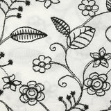 Twill de polyester brodé Solène fond blanc