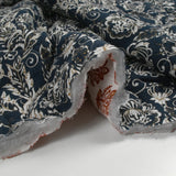 Double gaze matelassée double face indien Noida fond marine et écru au mètre