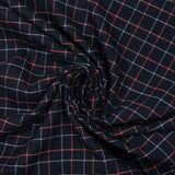 Polyviscose tissée-teinte à carreaux rouge et bleu fond marine