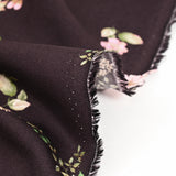 Viscose imprimée fleurs fuchsia et ocre fond marron