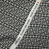 Satin de soie imprimé monogramme fond blanc
