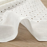 Broderie anglaise Ingrid blanc cassé