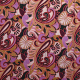 Satin de viscose imprimé l'art en cachemire fond rose poudré