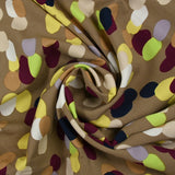 Viscose twill printed pea Taupe background