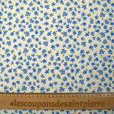 Crêpe viscose imprimé fleurs bleues fond écru