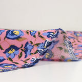 Viscose imprimée rêve botanique fond fraise glacé