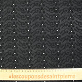 Bordado negro de Izanagi en inglés