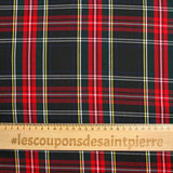 Gabardine polyviscose tissé teint à carreaux fond noir