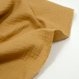 Double gaze irisée dorée fond camel