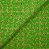 Broderie anglaise festonnée beige Éléonore fond vert pomme