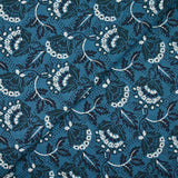 Coton indien imprimé fleur blanche et pétrole fond bleu denim