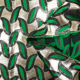 Jacquard lamé feuillage vert fond doré