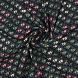 Crêpe georgette imprimé carré de fleurs fond noir