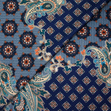 Satin polyester imprimé patchwork et cachemire canard fond bleu marine
