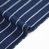 Coton tissé-teint rayé blanc fond bleu marine