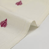 Double gaze brodée ornements prune fond blanc cassé