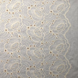 Broderie anglaise Greta écru fond blanc