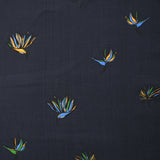 Viscose imprimée oiseaux de paradis fond bleu nuit