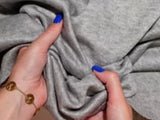 Maille Iris fond gris