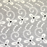 Broderie anglaise Izanagi