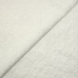 Broderie anglaise saison chaude fond blanc cassé