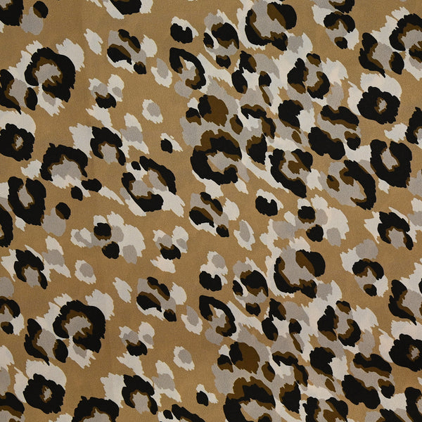 Polyester satin chat-tasté beige background