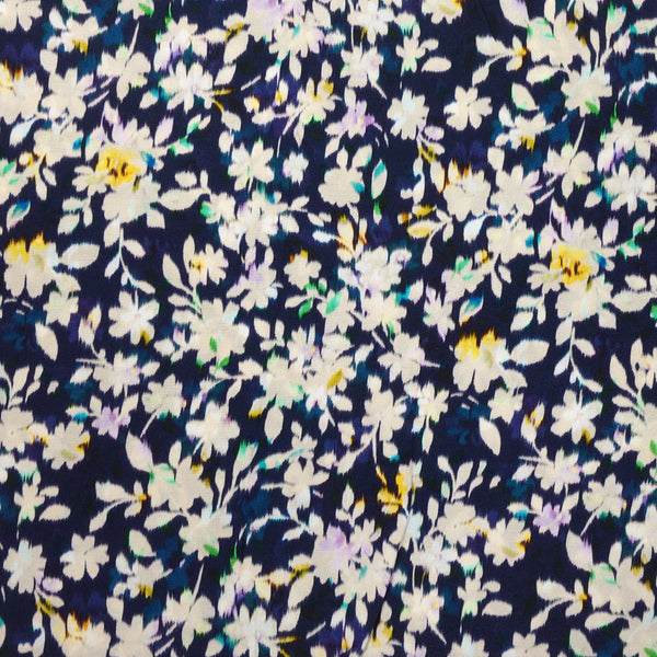 Crêpe viscose imprimé floral flou fond marine
