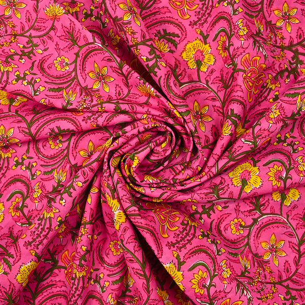 Coton indien imprimé Kali vert et jaune fond rose