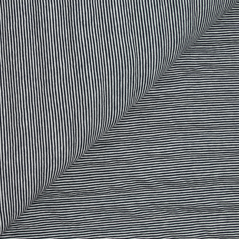 Matelassé Matelassé striped marine and white