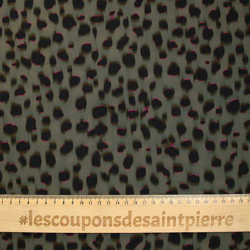 Satin polyester élasthanne imprimé tacheté kaki et noir