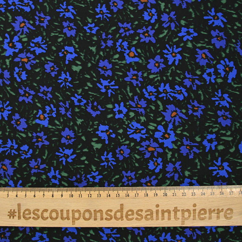 Twill de viscose imprimé champêtre bleu et vert sur fond noir