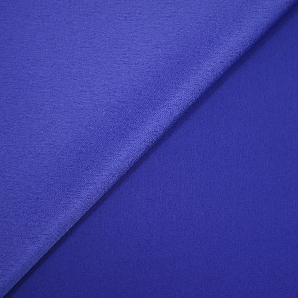 Crêpe satin polyester bleu lavande