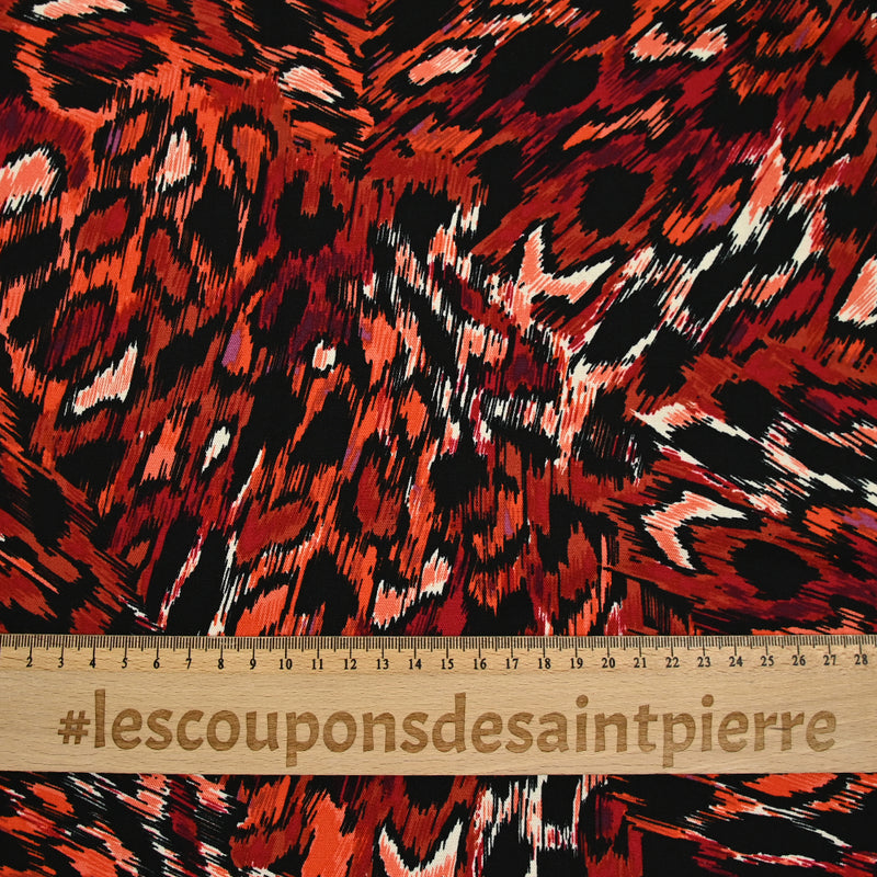 Twill de viscose imprimé Saturne rouge